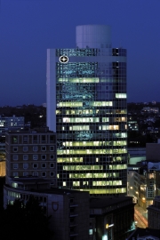 City Bank Frankfurt bei Nacht (00002027)