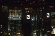 Deutsche Bank im Farbenrausch (00015006)