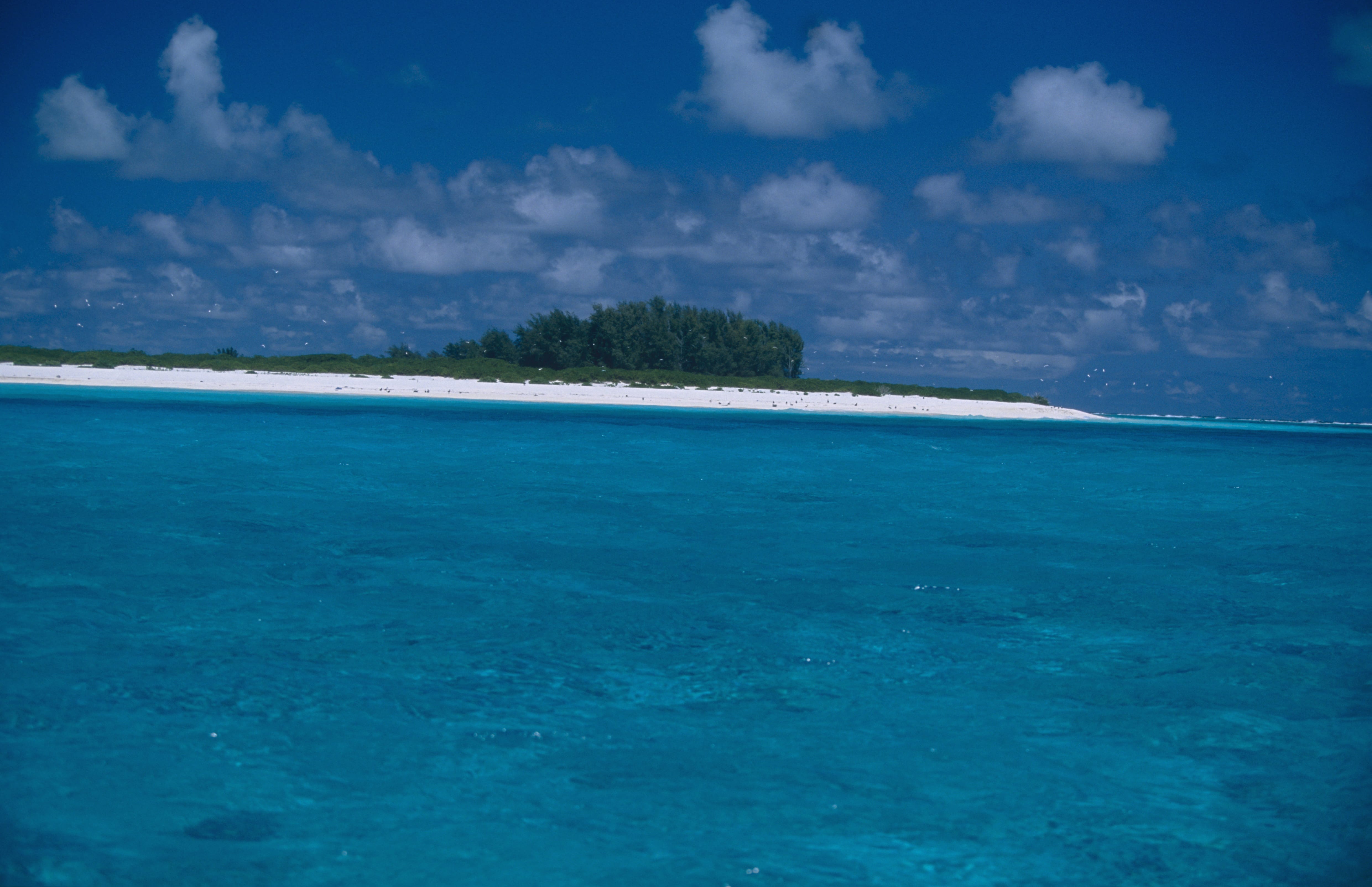 Suedsee Insel mit Lagune (00010186)